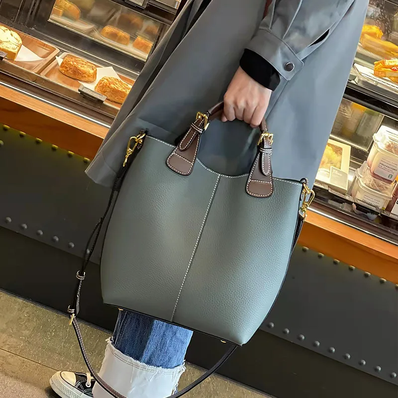 

2025 New Genuine Leather Women's Bag Fashion Designer Handbag Banquet Luxury Single Shoulder Crossbody Bucket Women's Bag