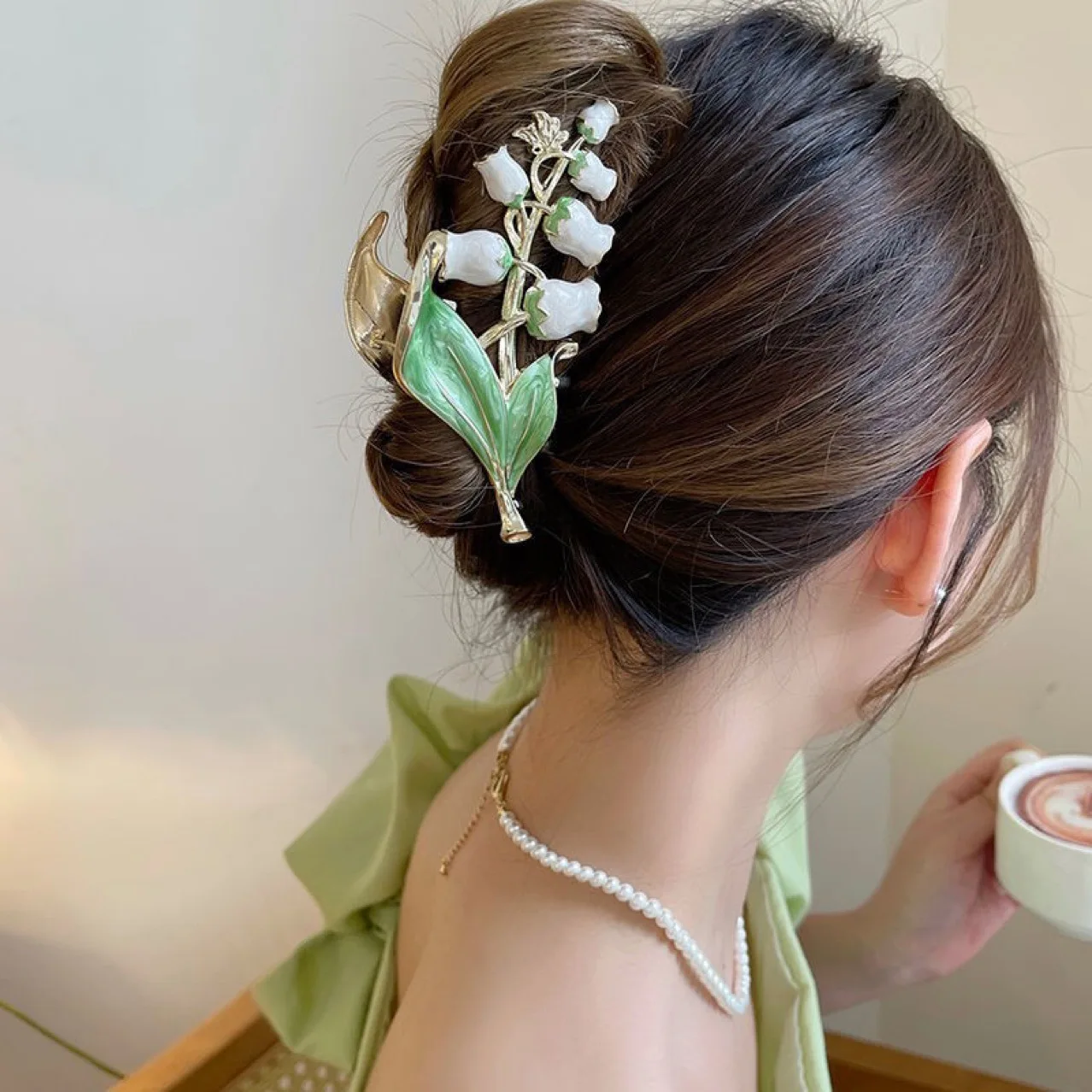 New Lily of The Orchid Flower Clip Luxury Large Back of The Head Shark Clip Girl Hairpin Hair Claw Headwear 2022 Hot Sale