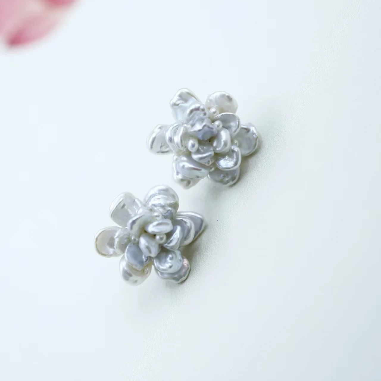 

Freshwater White Blue Light Keshi Hand-woven Flower Shap Pearl Stud Earrings Fine Jewelry Gift For Woman