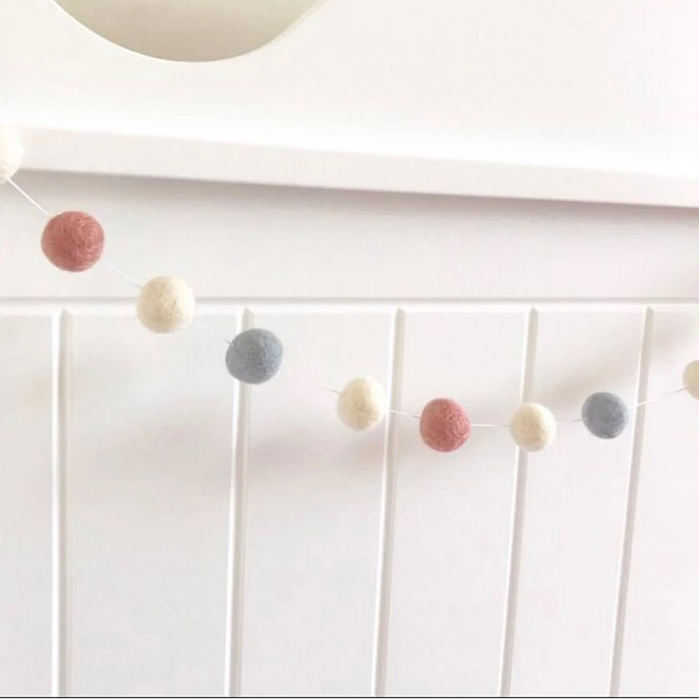 

Wool Felt Ball Garland 2M Long White Grey Pink Decor For Bedroom Birthday Party Shower Wedding Wall Hanging Pendants