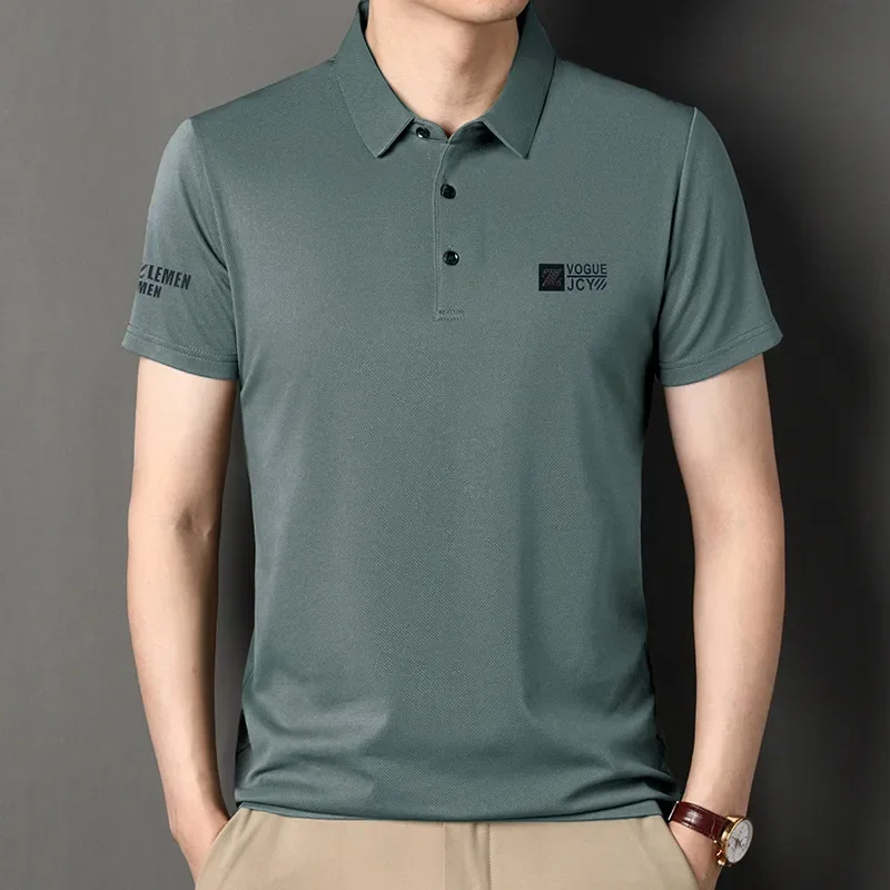 New Men's Business Casual Short Sleeved Shirt with Badge Solid Color Polo Shirt Fashionable Breathable Comfortable Versatile Top