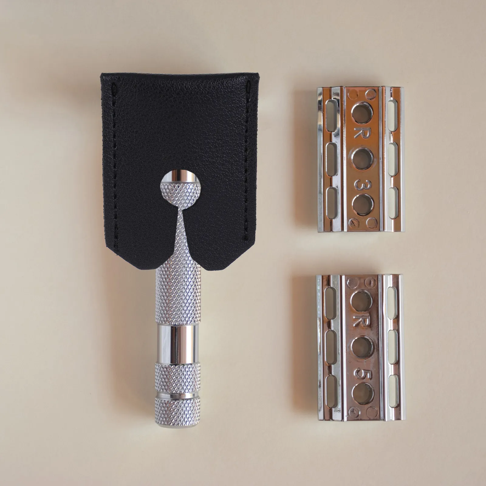 

2Pcs Razor Head Protective Sleeve Cover Manual Safety Shaver Head Storage Case Travel Razor Guard Protective Cover