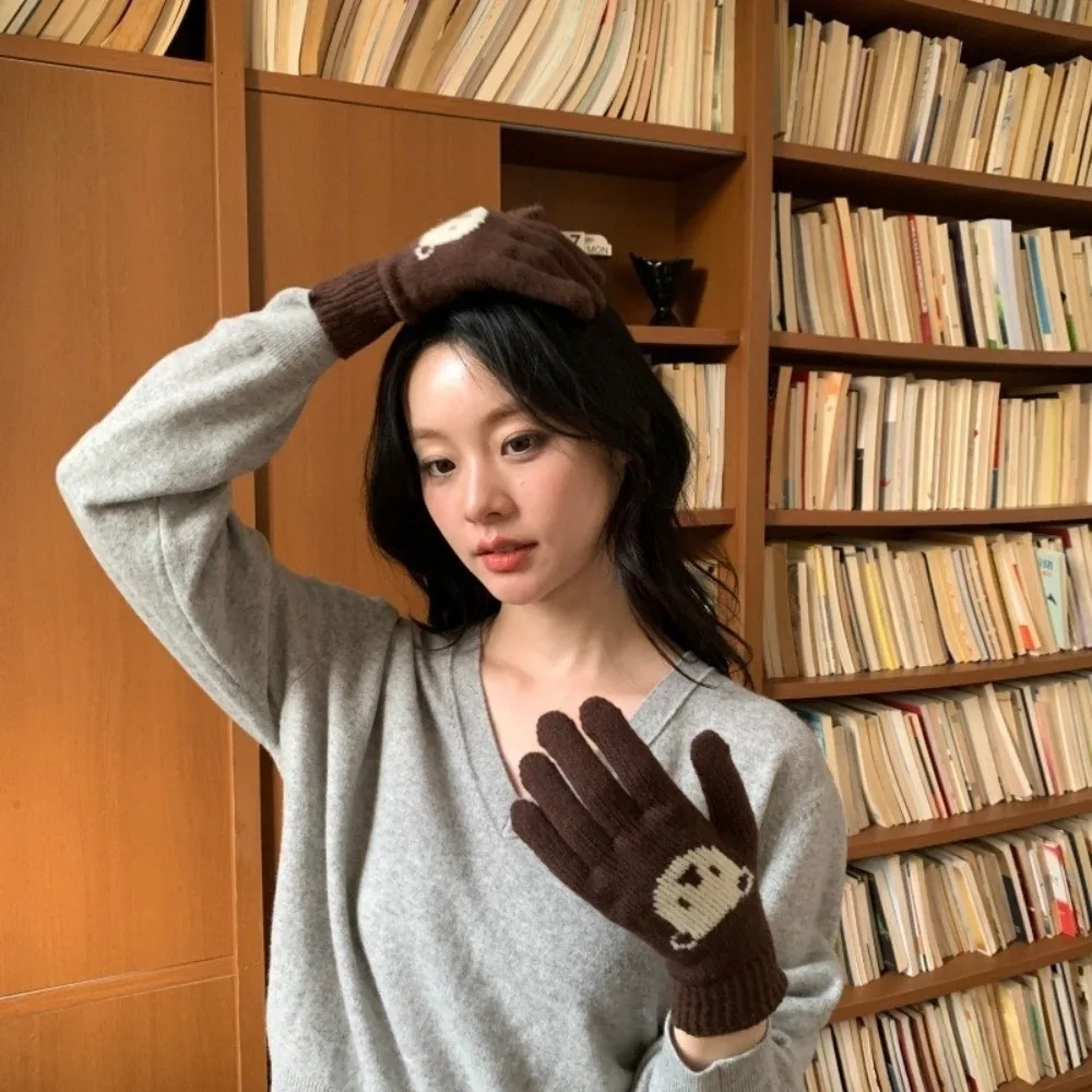 Cute Polyester Touch Screen Gloves Warm Lining Stretchable Cartoon Bear Gloves Winter Full Finger Gloves For Women