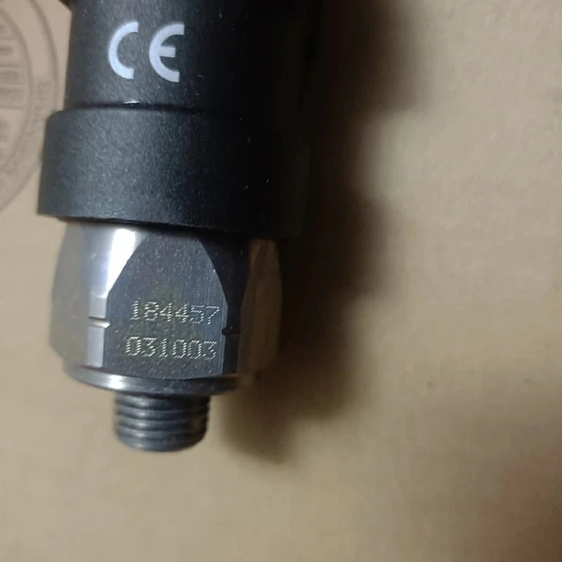 shengyu Original SUCO 845703/0184-45703-1-003 805703 0180-45703-1-003 Pressure Switch