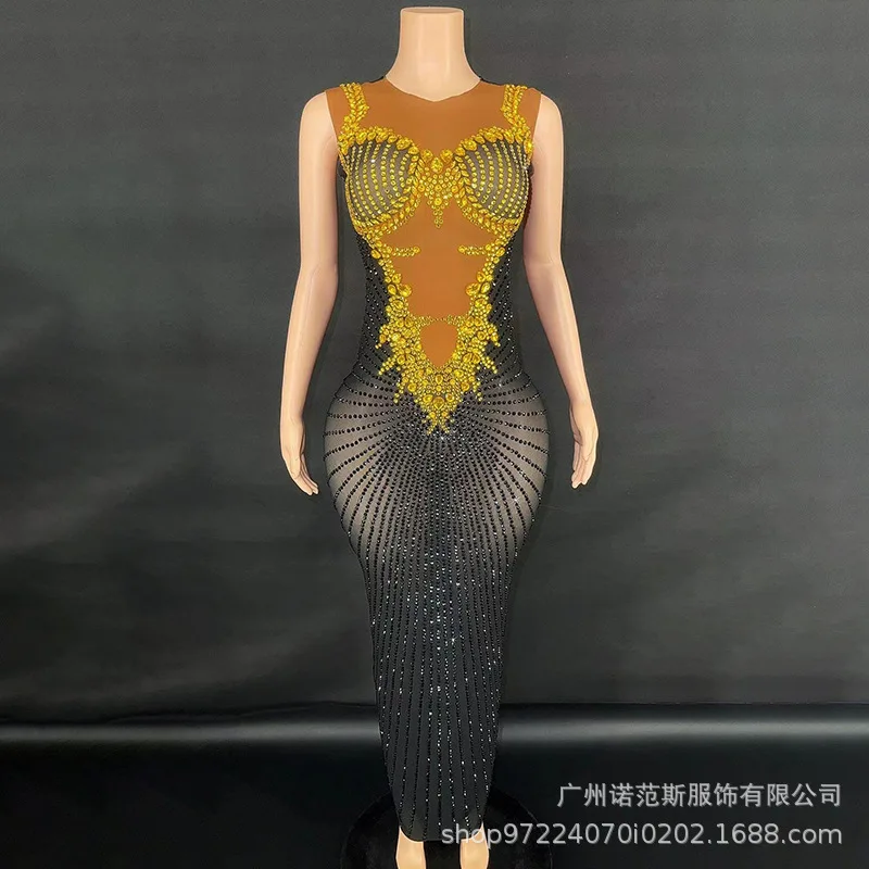 Zware industrie Steentjes Paarse billen Temperamentjurken Zangeres High-end sfeervolle modellen Catwalks Gewaden Longues