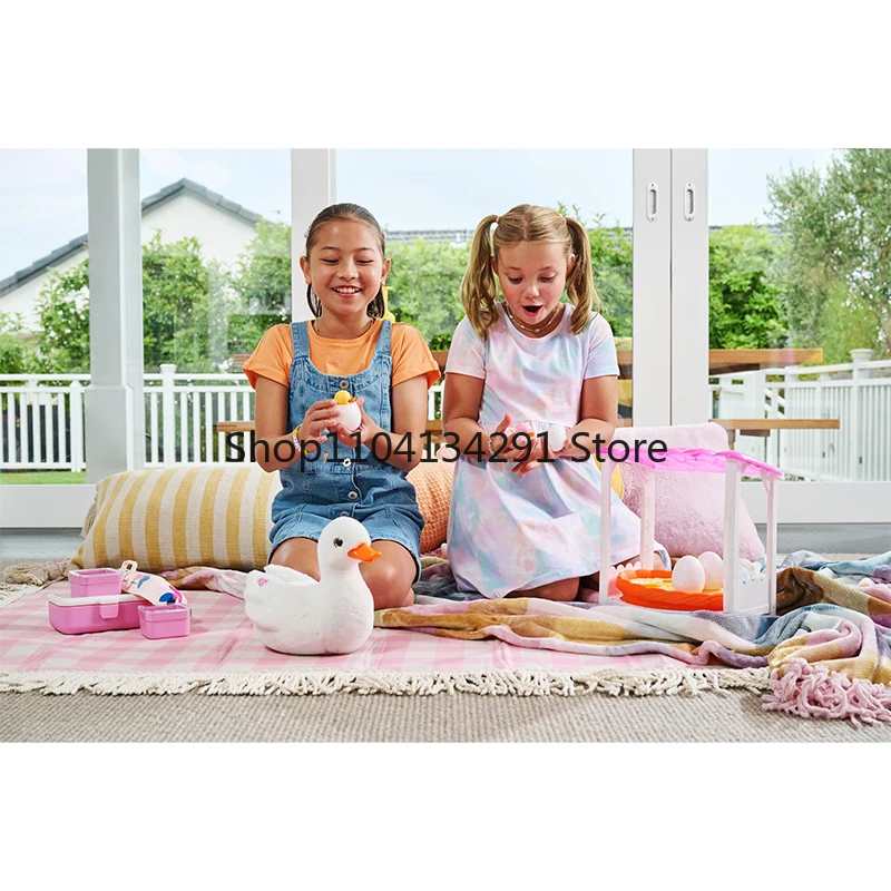 ZURU الحيوانات الأليفة على قيد الحياة ماما بطة مفاجأة لعبة الحيوانات الأليفة الكهربائية نموذج البيض الطفل البطة المشي التفاعلية فتاة اللعب هدية فكرة تحصيل