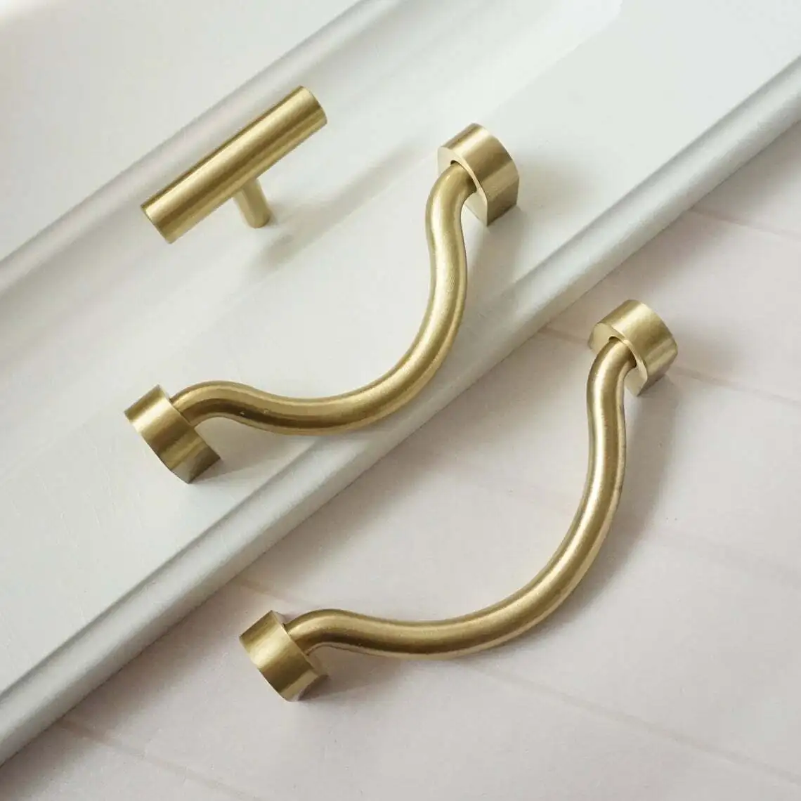 

Solid Brass Furniture Handles T Bar-shape Knobs for Cabinets and Drawers Modern Wardrobe Pulls Copper Cupboard Door Handle