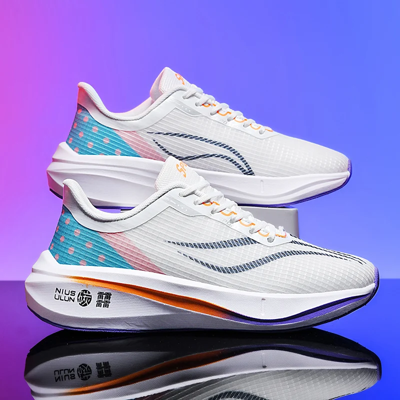 

Men Running Shoes New Low-top Breathable Carbon Plate Sports Shoes Men Comfortable Wear-resistant Anti-slip Casual Men Shoes