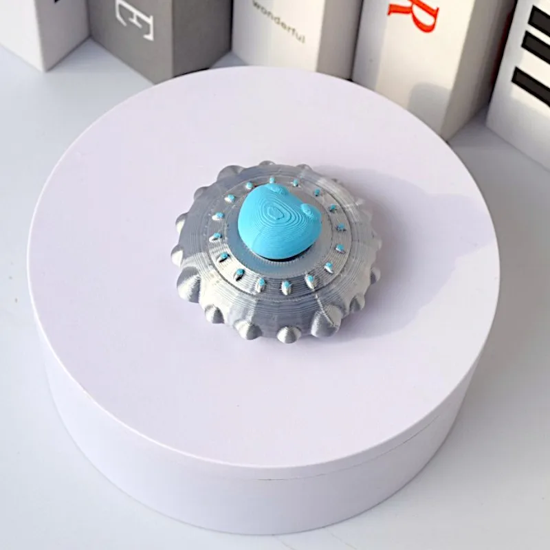 3D Printed Flying Disc Fingertip Gyro Toy Portable Stress Relief Alien Flying Disc Hand Spinner Gyro Fidget Toy