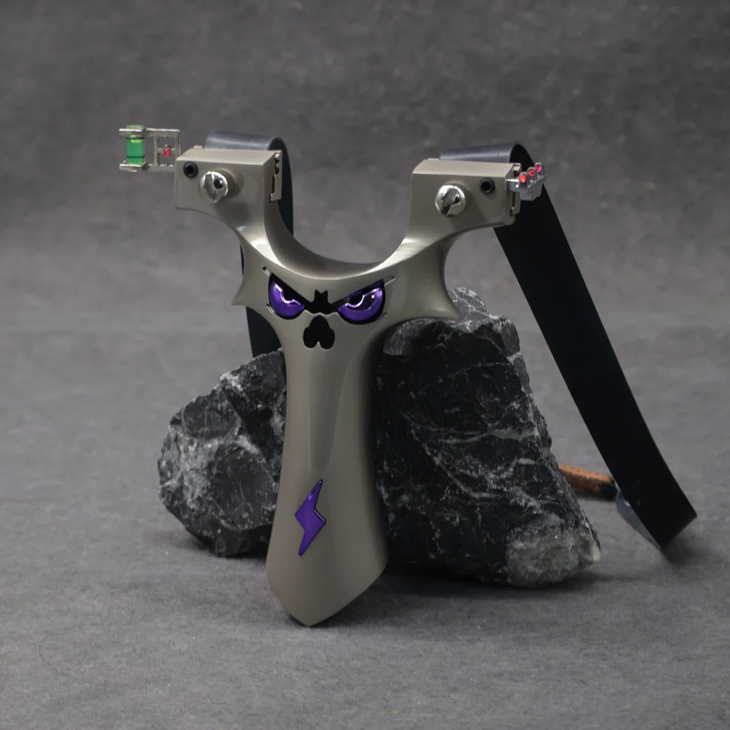 

Aluminum Alloy Purple Lightning Slingshot Full Metal Integrated Bend Handle Hunting Sling Shooting Slingshot With Sights