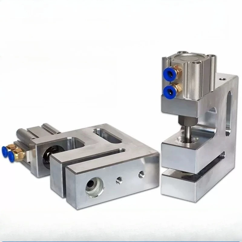 Dynamic hole punching, plastic bag, small round hole plastic bag punching machine