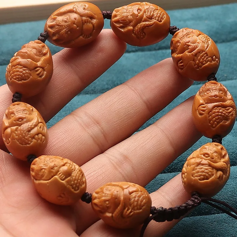 Nut Carved Egg Dragon Baby Bracelet Stone Breaking Sky Surprise Olive Hu Small Seed Cute Crafts Handheld Hand Piece