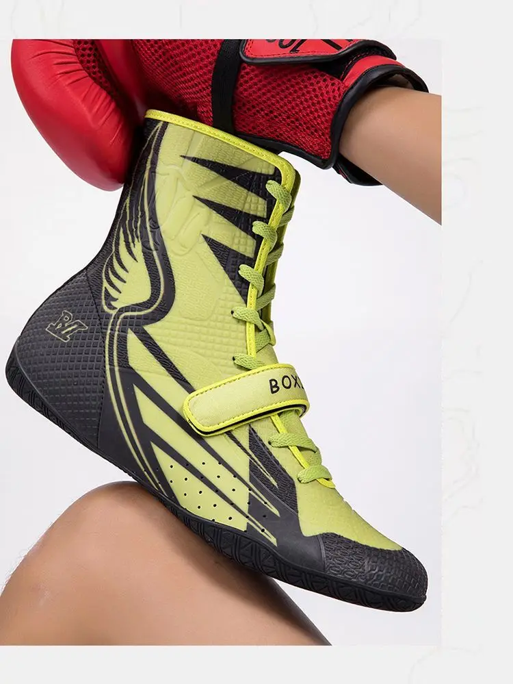 New 2025 Hot Sale Breathable Professional Lightweight Power Wrestling Shoes Training Shoes Fighting Gym Very Good