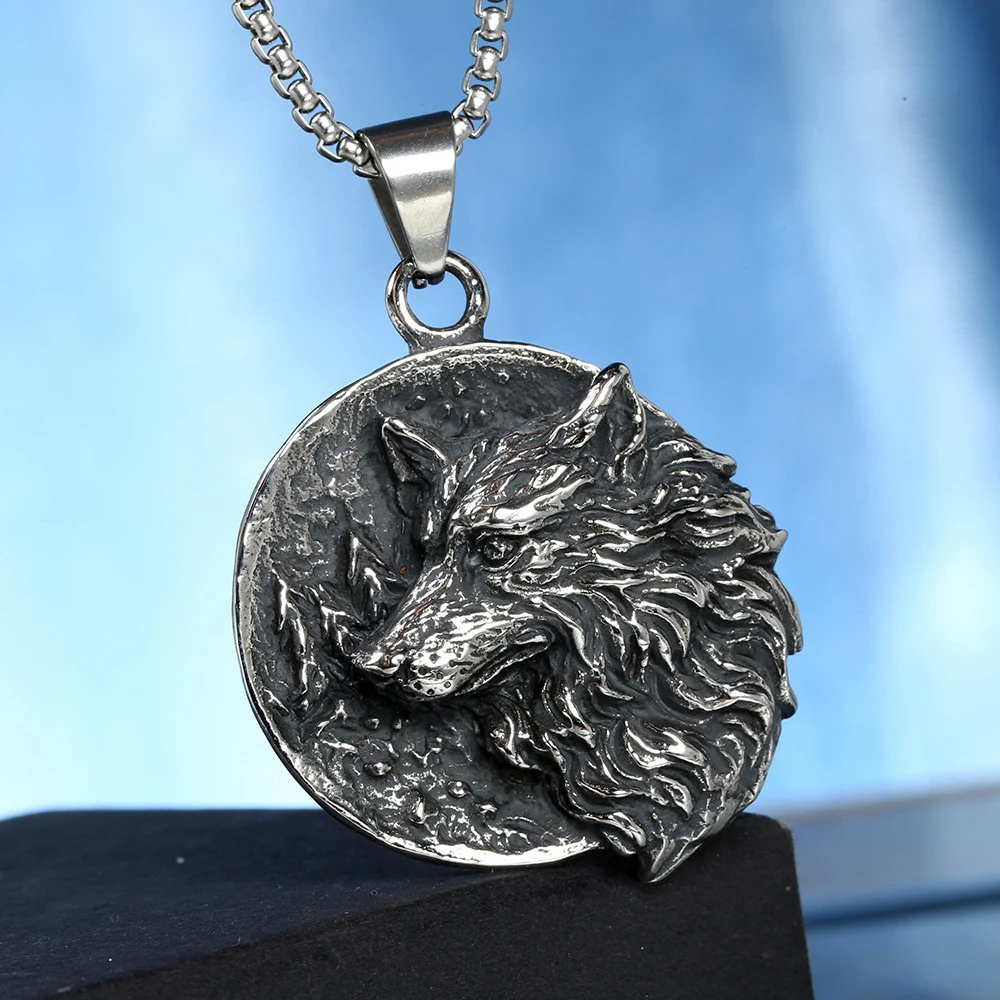 

316L Stainless Steel Viking Wolf Head Pendant Necklace for Men Fashion Amulet Nordic Viking Compass Necklace Jewelry Gift