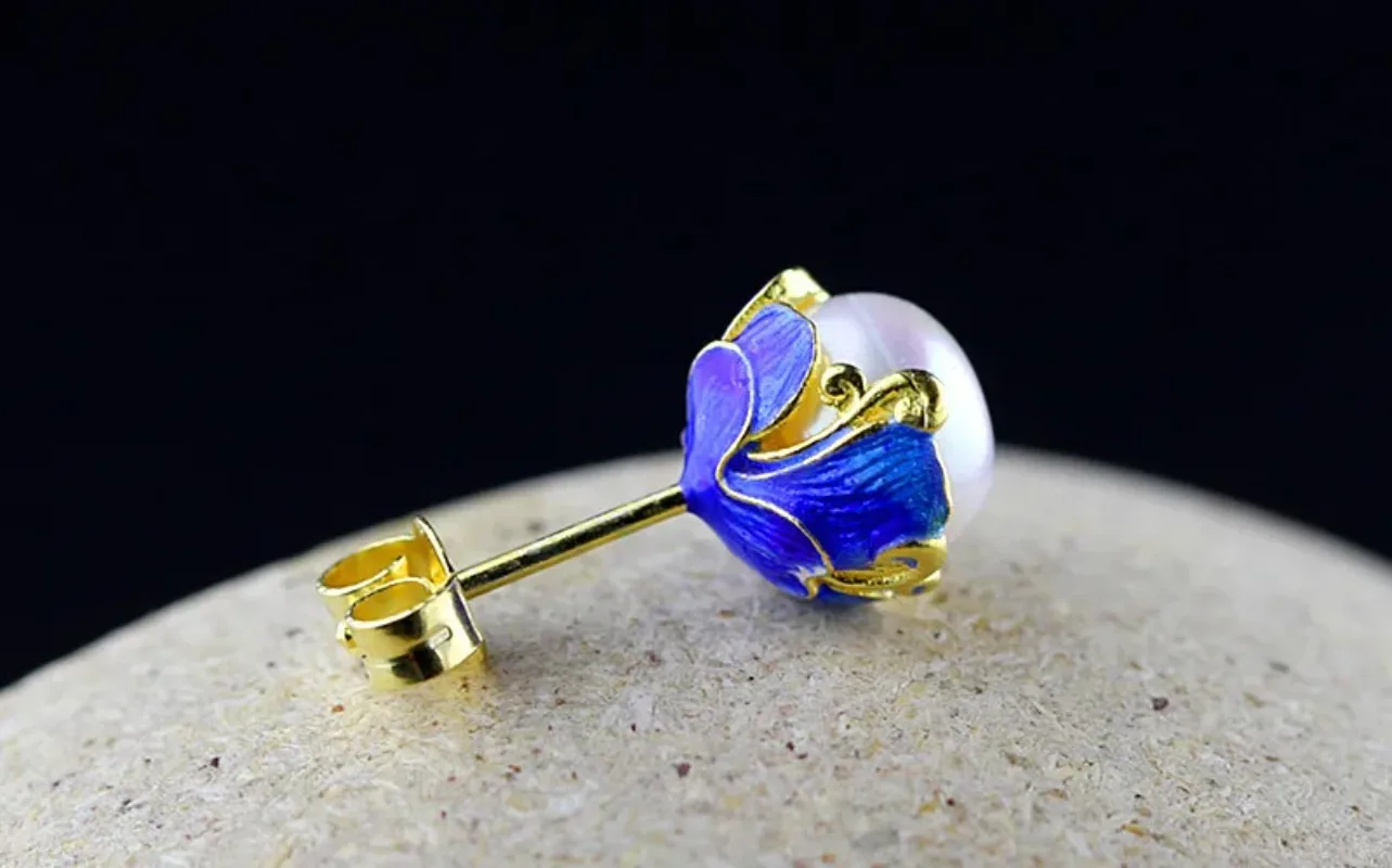 A Pairs High Quality 925 Sterling Silver Blue Cloisonne Natural Freshwater Pearl Gold Stud Earrings Petal Female Jewelry 1cm