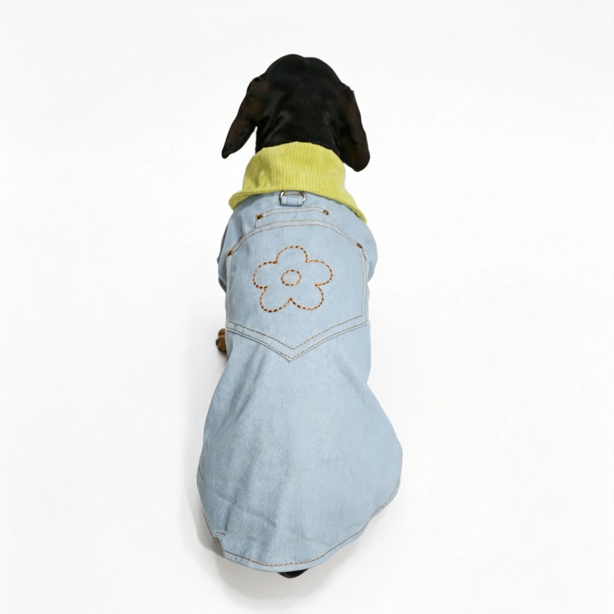 Modieuze jeans-T-shirt voor teckelhonden, geschikt voor de lente en de herfst, korte mouwloze versie voor badger- en teckelhonden.