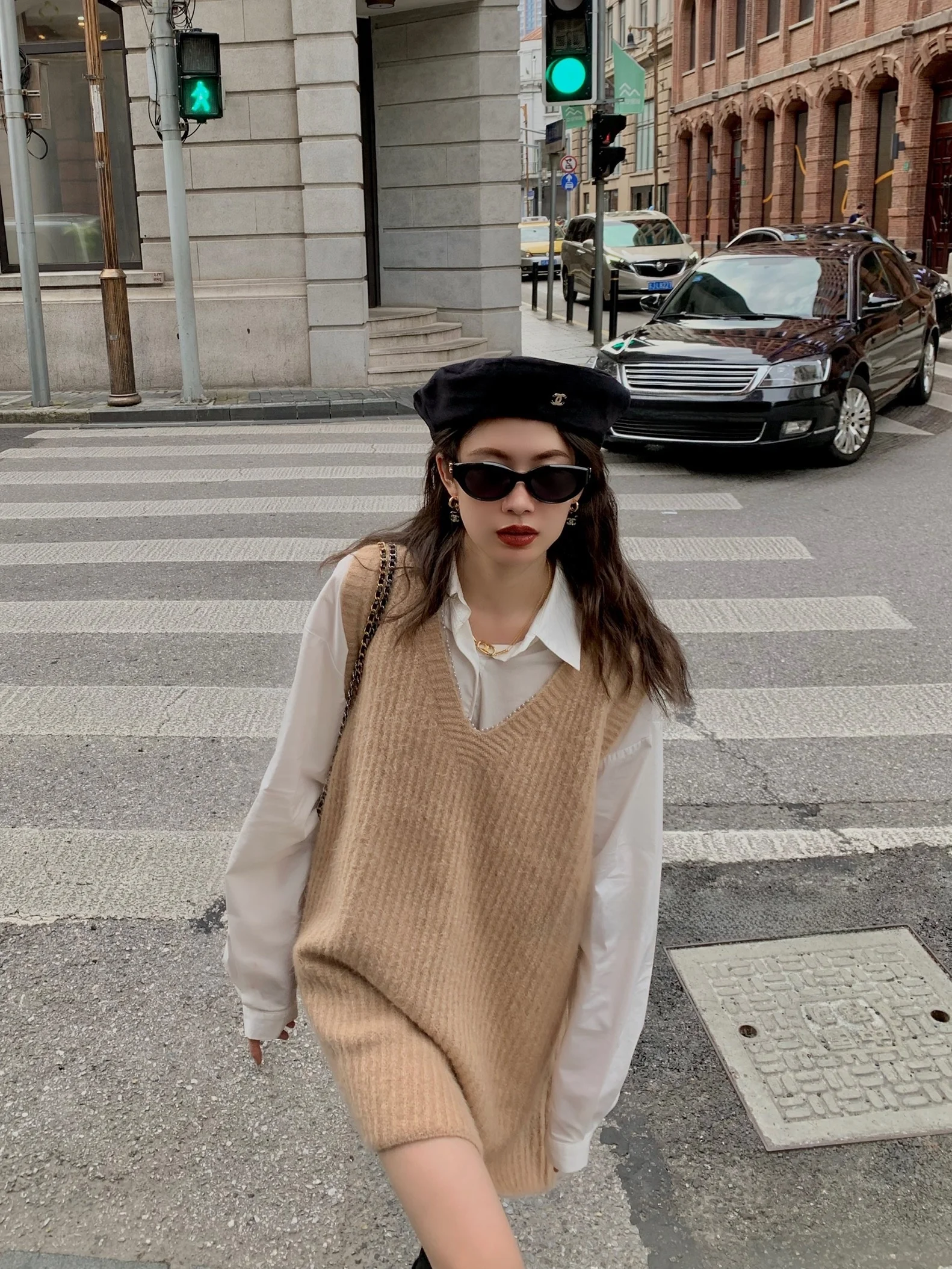 

Loose Knitted V-Ne Women's Vest Jaet Autumn Winter Outerwear Faionable Versatile Svel Top for Young Adults