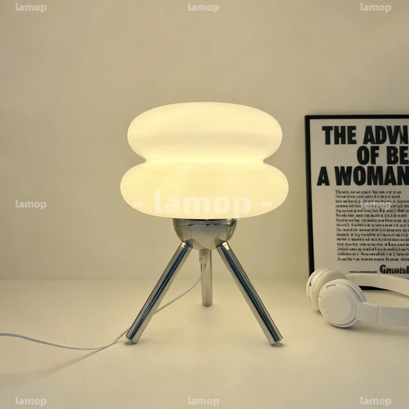 Ins‑style girlish table lamp vintage Bauhaus ambient light viral Korean‑style glass minimalist bedside table lamp for study and