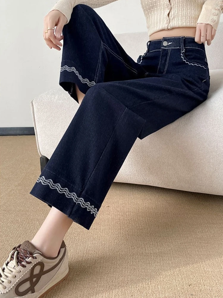 Narrow version cigarette tube jeans women's lace embroidery design autumn and winter 2025 straight leg nine cropped pants