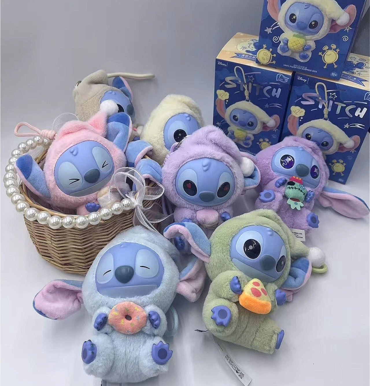 Disney Cartoon Stitch Dolls Anime Blind Box Speelgoed Lilo & Stitch Eet iets vóór de slaap Serie Speelgoed Kinderen Verjaardagscadeau