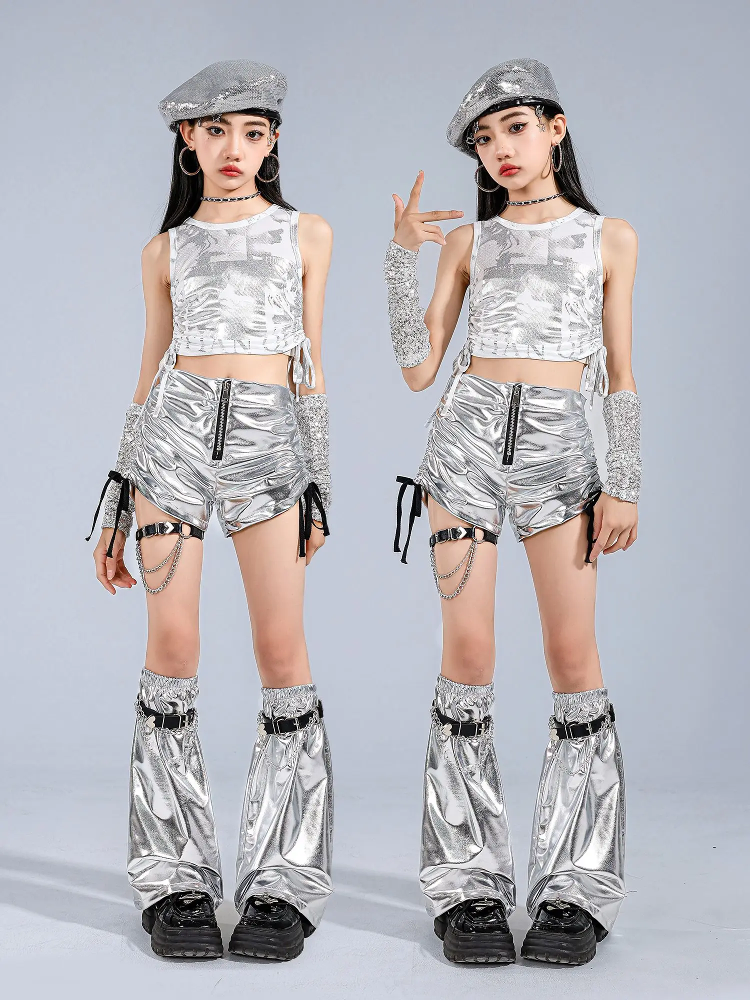 Bambini Argento Jazz Cheerlead Costume di danza Ragazze Top Pantaloncini Estate Kpop Hip Hop Performance Abiti Concerto Stage Wear BL16634