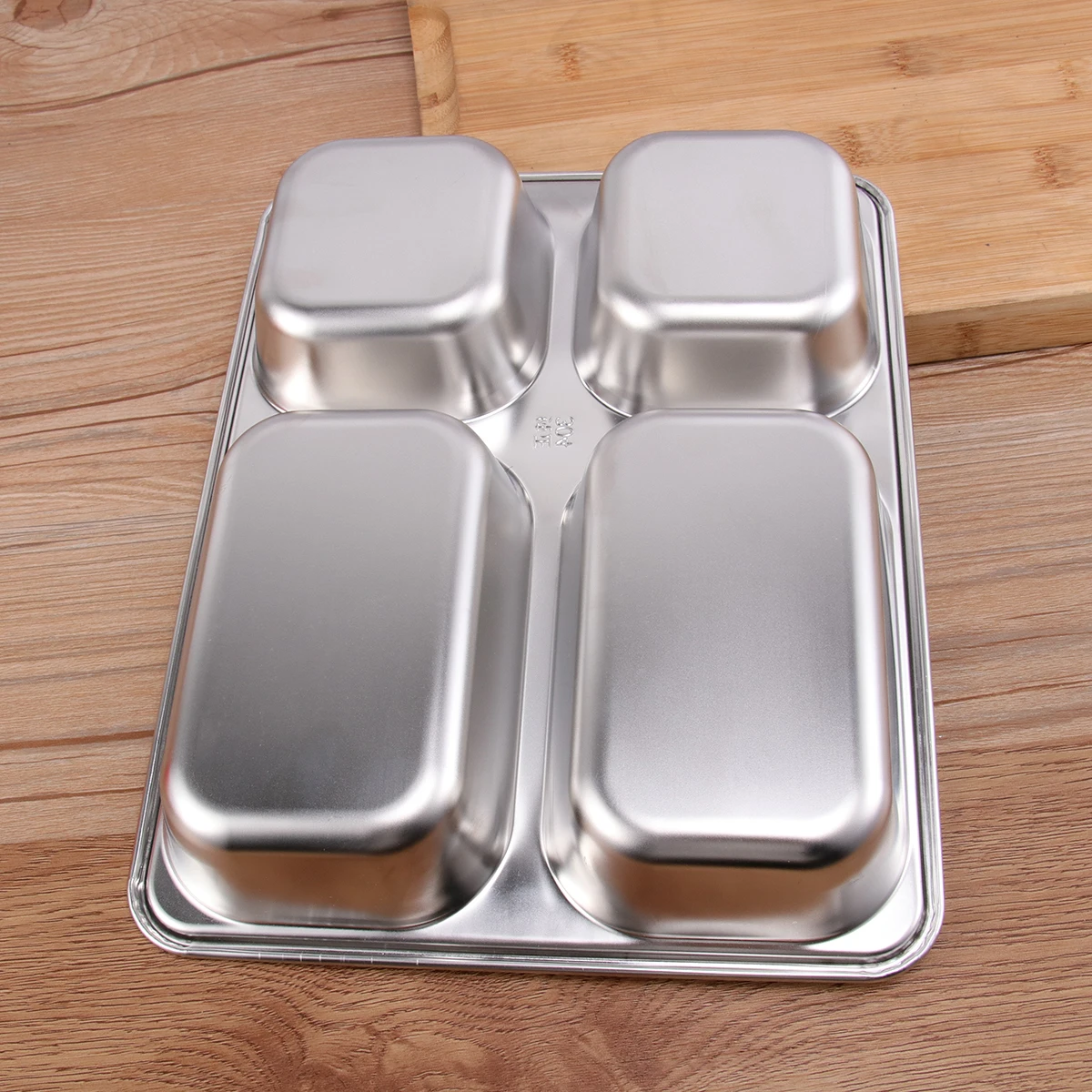 

Four-grid Fast Food Plate Stainless Steel Divided Tray Non-slip Design Suitable for School Canteen Home Kitchen Dining Set
