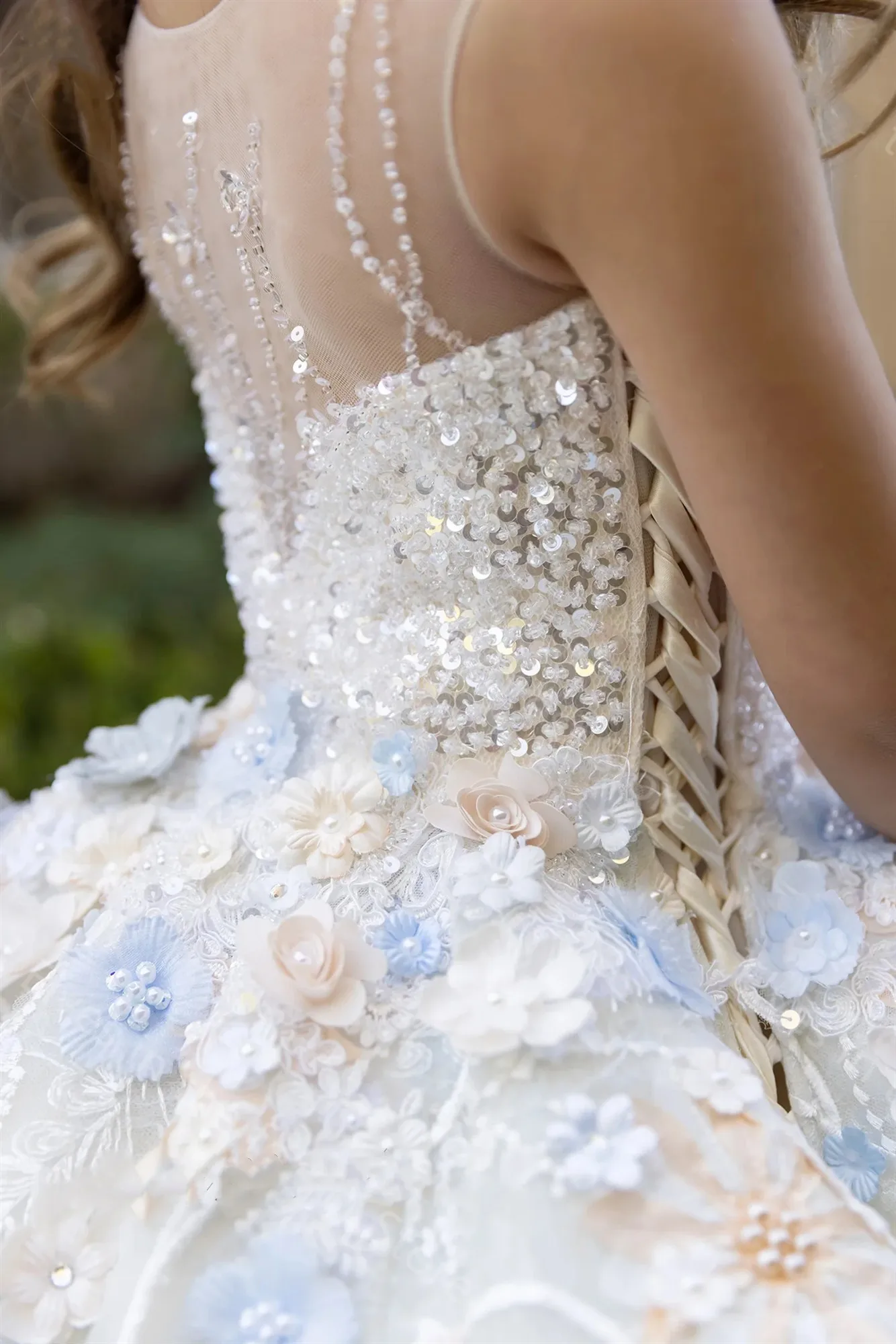 Vestido de flores de lujo para niña, lentejuelas, apliques 3d, vestido de fiesta de cumpleaños esponjoso, cuello transparente, vestido de baile de encaje para boda, primera comunión