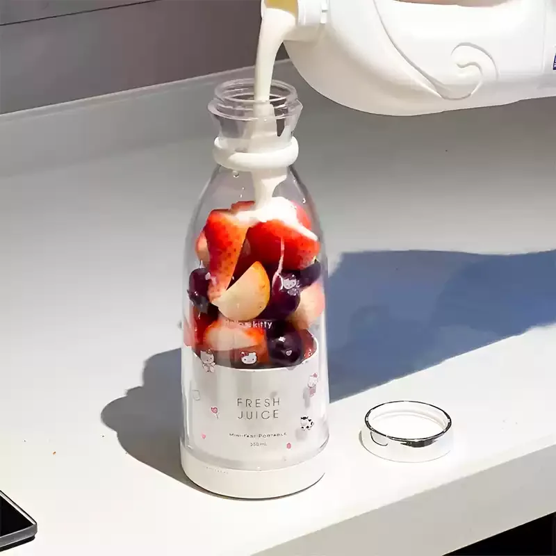 Portable Personal Electric Juicing Cup Small Household Blender for Fruit Vegetable Juice Fresh Smoothie Making