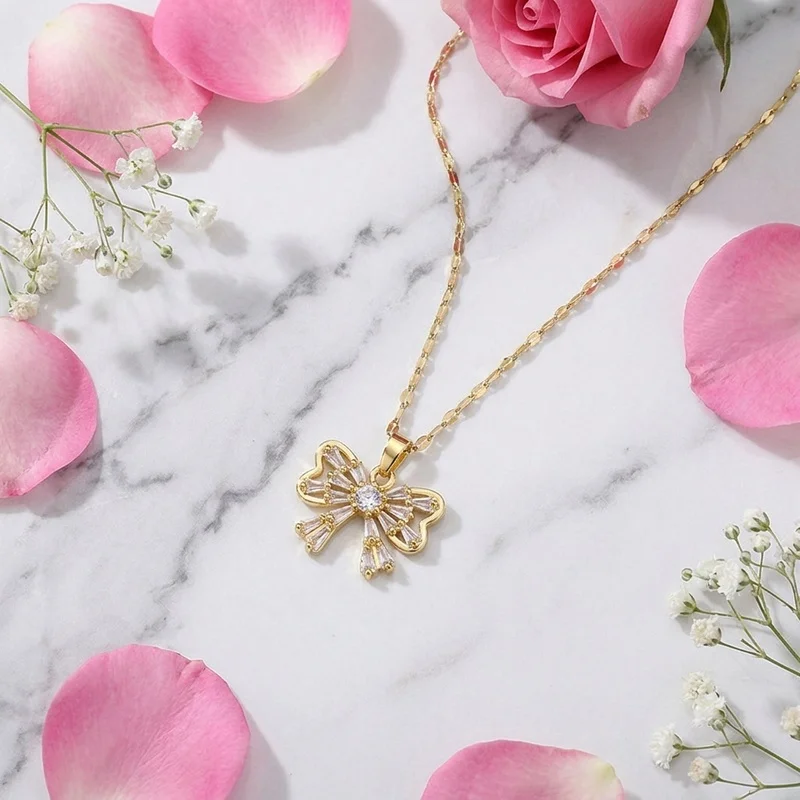 Elegant Micro-Set Butterfly Necklace, Versatile Collarbone Chain for Dates, Work, Daily Wear and Gifting