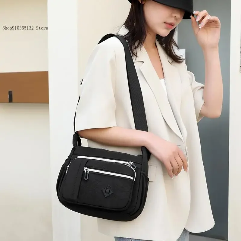 Summer Simple Casual Lightweight Large Capacity Multi Layer Nylon Cloth Shoulder Crossbody Bag for Middle-Aged Mother
