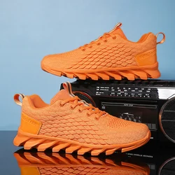 Mode orange Licht Sportschuhe für Männer Stricken atmungsaktive Herren Laufschuhe Trend niedrige rutsch feste Outdoor-Zug Turnschuhe Mann