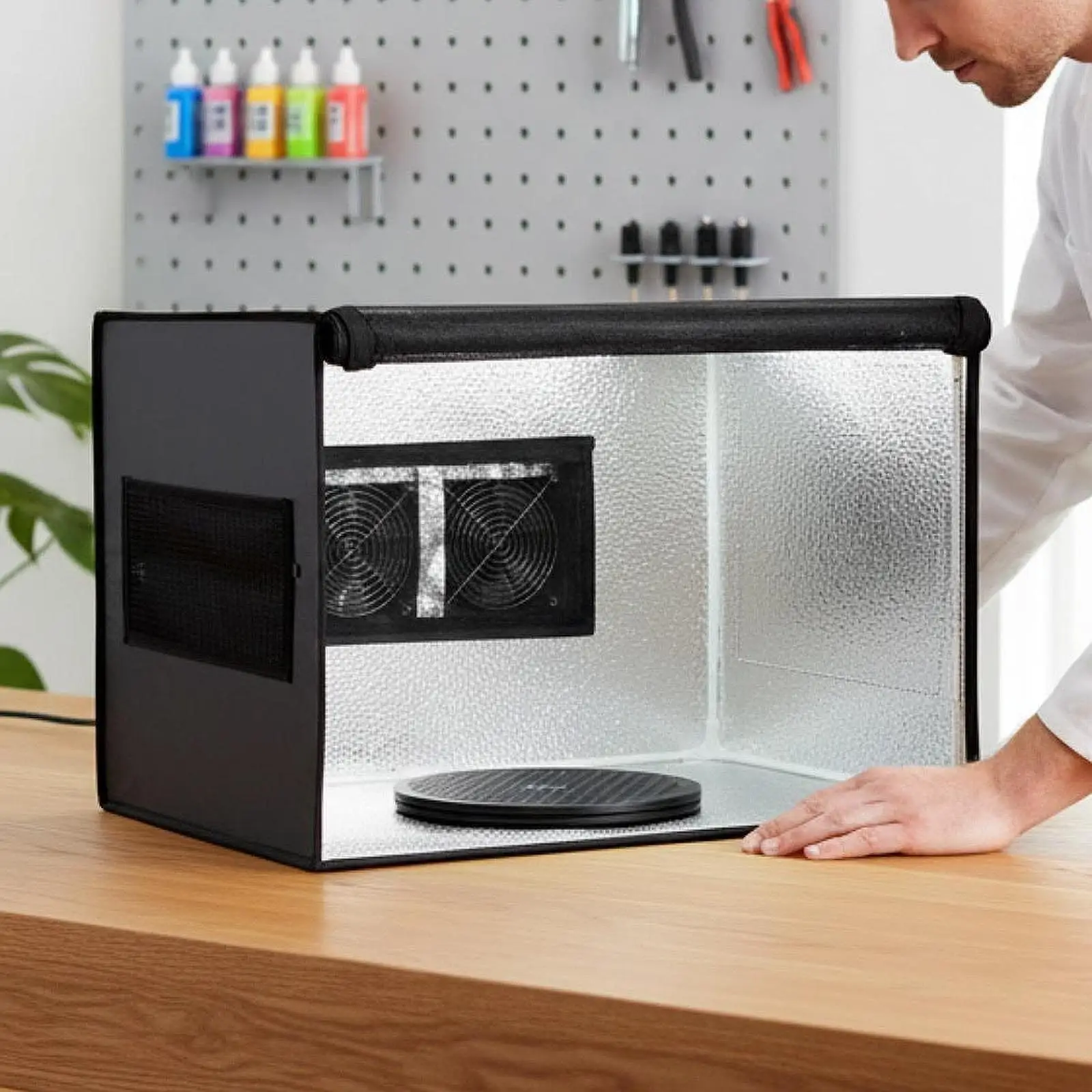 Foldable Portable Spray Booth Airbrush Workbench with Modular Accessories and Dual Fan Airflow for Small Parts