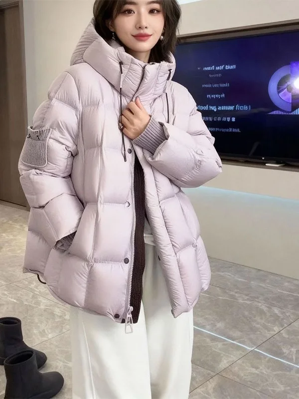 

Утепленная хлопковая куртка с капюшоном больших размеров для женщин, новинка весеннего сезона, объемный фасон, контрастный дизайн, корейский стиль, стройнящий эффект