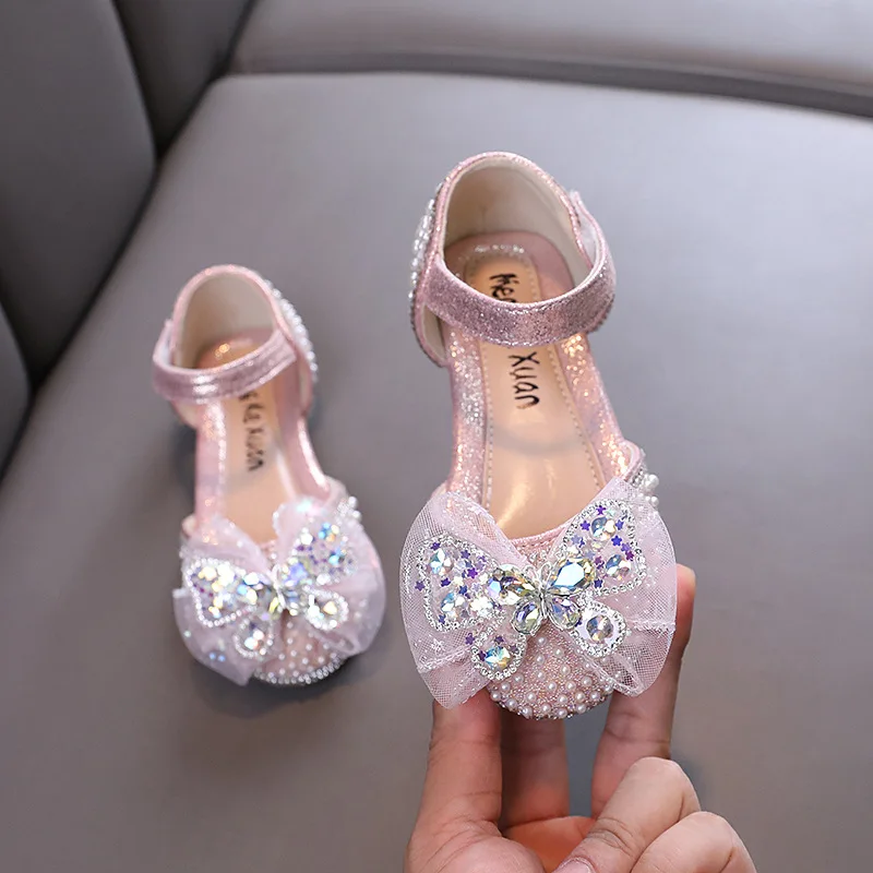 

AINYFU Children Summer New Sequin Lace Bow Sandals Girls Cute Pearl Princess Dance Single Shoes Kids Party Wedding Sandals J321