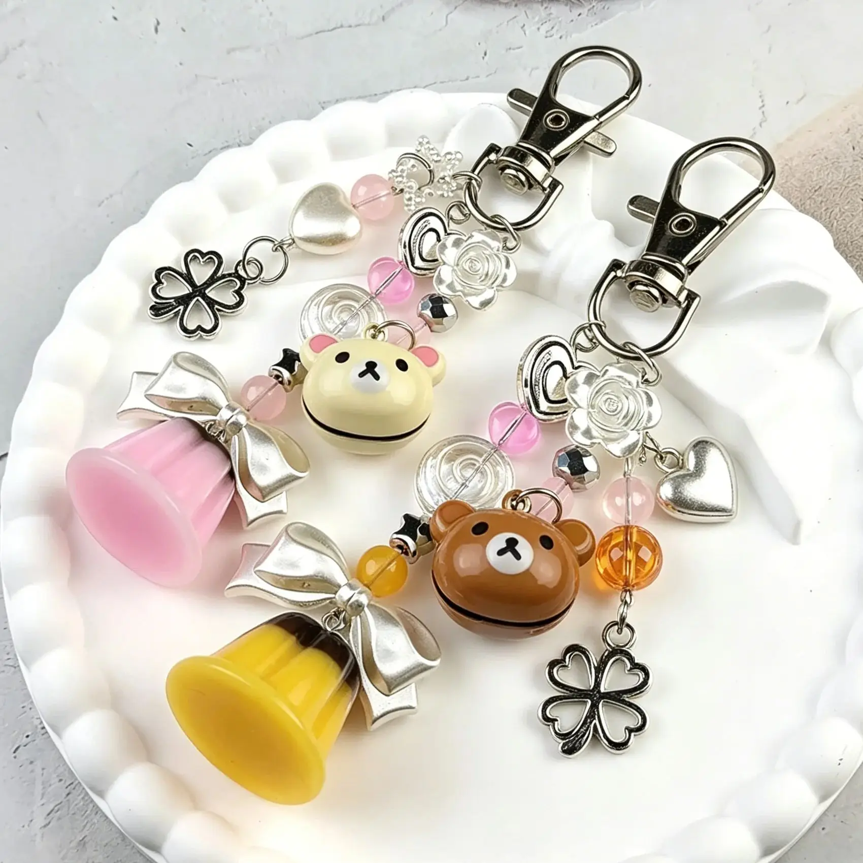 Handmade Y2K Pudding Keychain Cute Cartoon Pudding Bear Bell Phone Charm Pendant for Women Girls Bag Accessory Gift