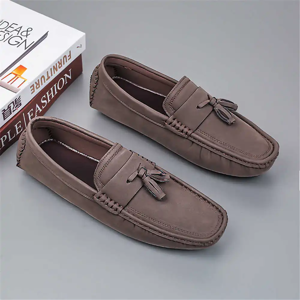 

Mocasin Without Heels Men Gym Shoes Comfortable Man Sneakers Basketball Skateboard Man Sports Fashionable Runing Offers