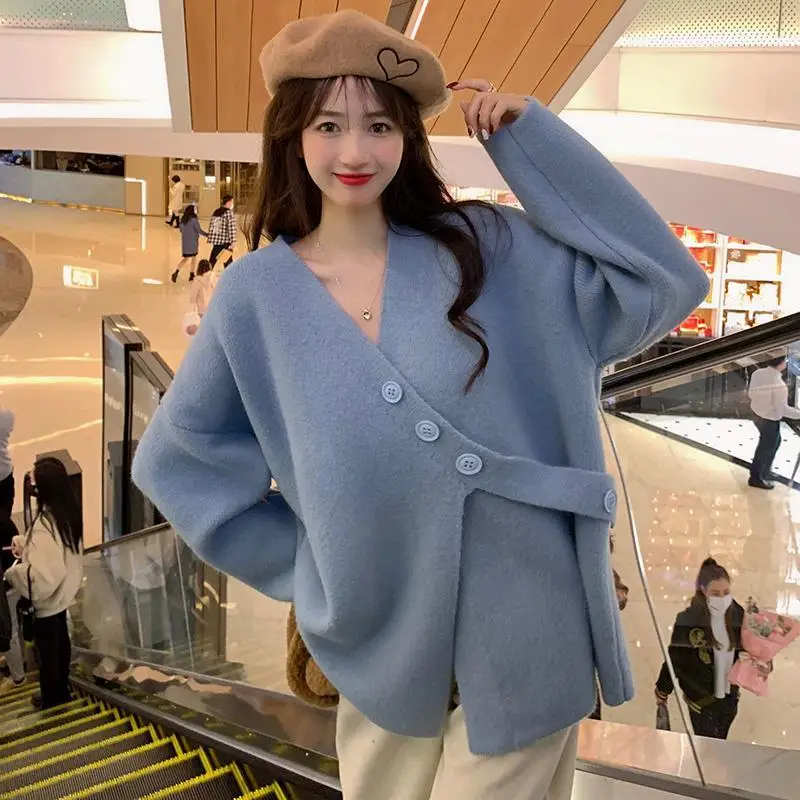 Women Fall/Winter 2023 New Diagonal Button V-Neck Cardigan Sweater Hong Kong Style Loose Versatile Knitwear Top Size Large