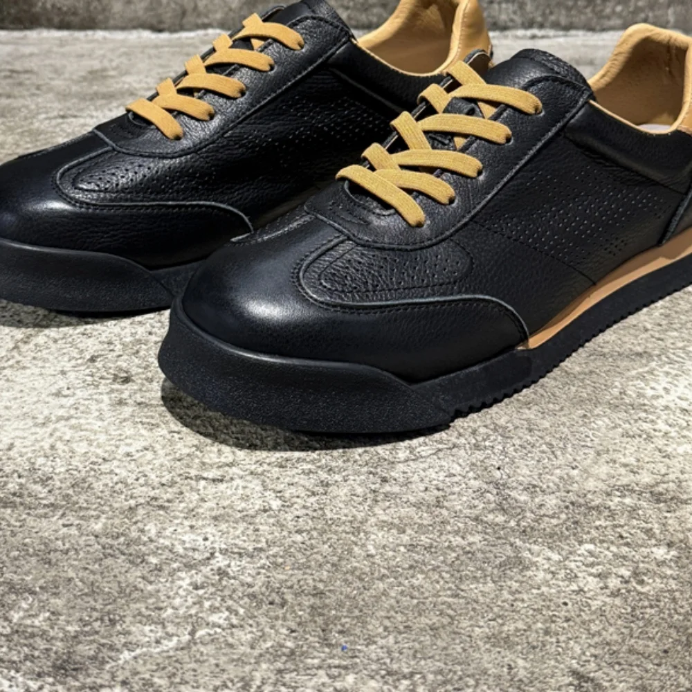 Men's hand-carved genuine leather shoes, suitable for both sports and casual occasions. Versatile sports shoes, breathable platf