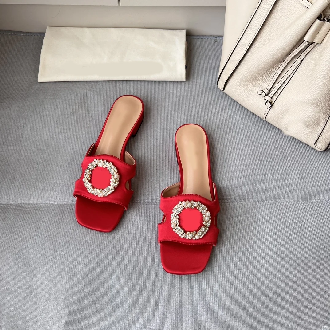 

Solid Hollow Rhinestone Slippers Satin Flat Shoes With Square Toe 2024 Summer Women Fashion Luxury Slides Outside Ladies Dress