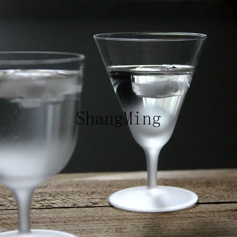 

CL medieval glass wine glass niche style whisky bantam cup original design bar creative cocktail glass