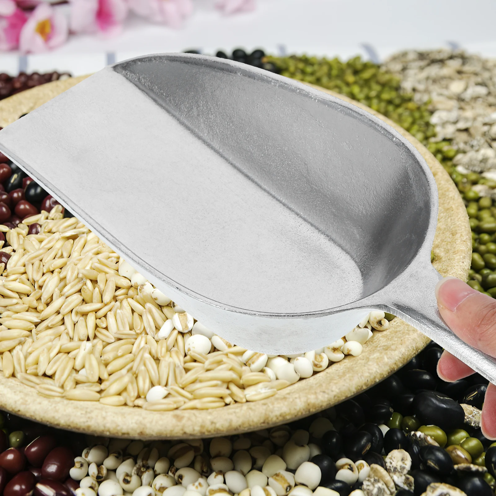 

Retro Grain Shovels Aluminium Food Scoop Lightweight Compact Farm Feeding Multi functional Rice Fodder Metal Shovel Durable