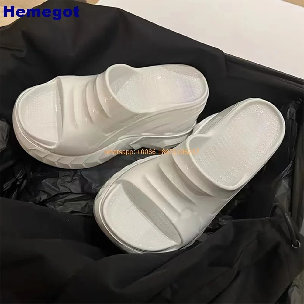 

Platform Patent Leather Roman Slippers Wedge Heel 2024 Summer Outdoor Casual Beach Luxury Slip On Slippers Fashion for Women