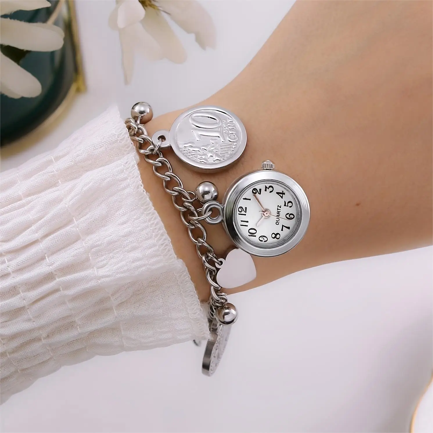 

Love Punk Bracelet Watch Women's Watch Hip Hop Cool Style Charm Bracelet Student Minority Men and Women Trendy Cool