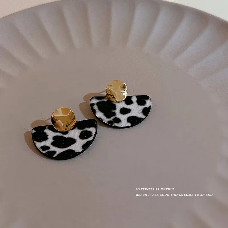 Black Leopard Print Fashion Geometric Earrings New American Style Boho Style Scalloped Leopard Print Earrings Fashion Ear Studs