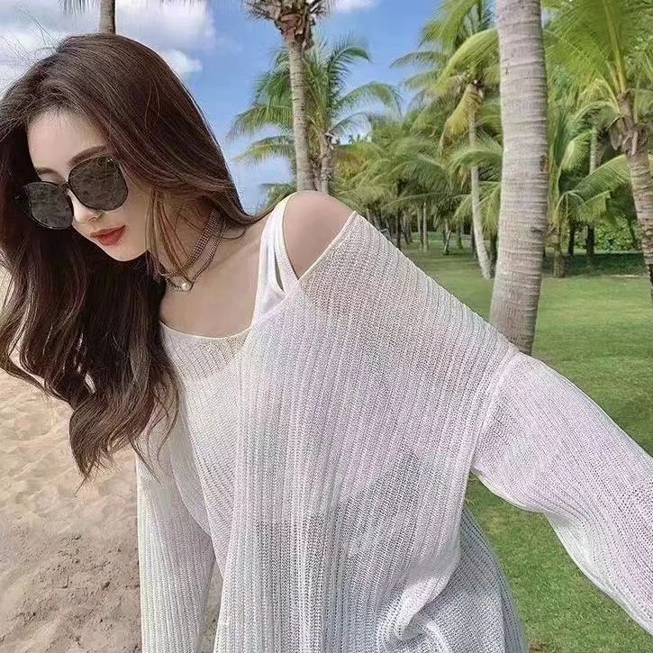 女性の夏薄いシースルーアイスシルク日焼け防止セーターレディストリート V ネック長袖プルオーバーホリデー薄いジャンパー