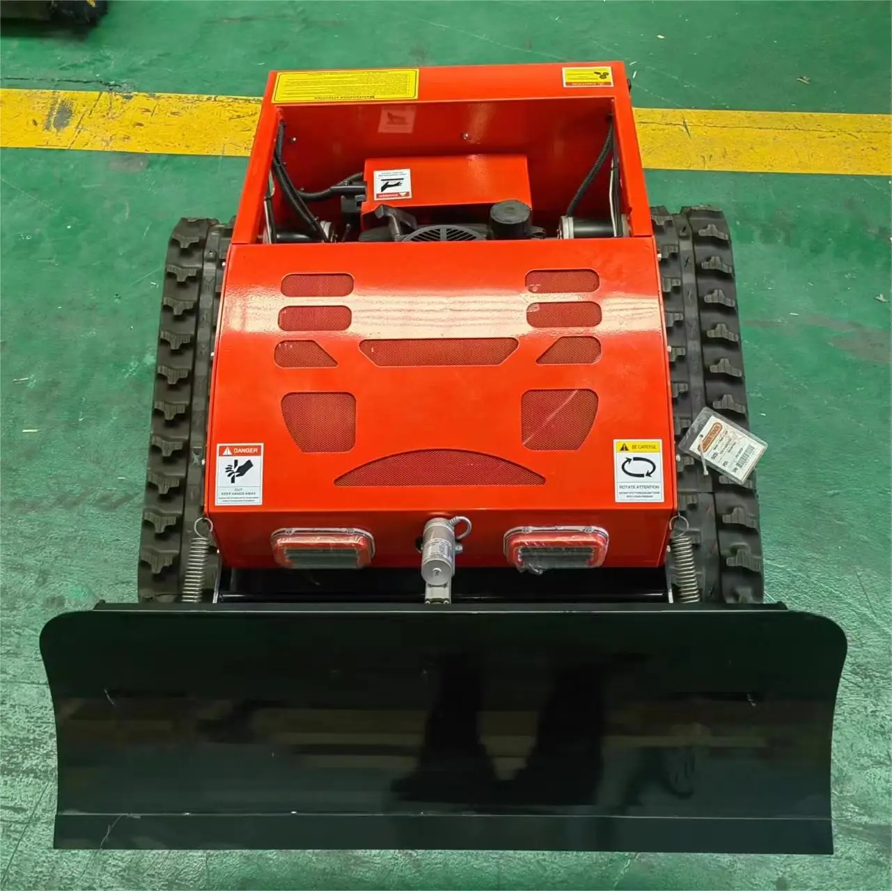 

Робот-газонокосилка с дистанционным управлением, многофункциональная радиоуправляемая газонокосилка для фермеров, новый дизайн