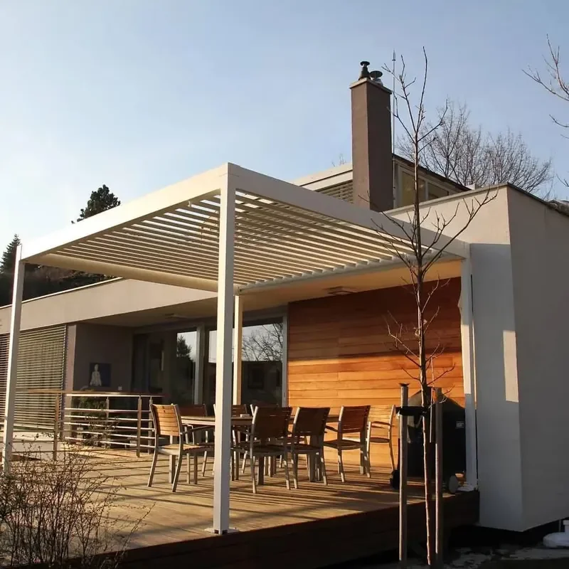 Waterproof Windproof Outdoor Smart Outdoor Gazebo European Style Courtyard Outdoor Motorized Aluminium Pergola