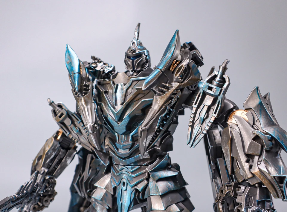BAIWEI TW1104 Transformation TW-1104 Swoop Movie Version Action