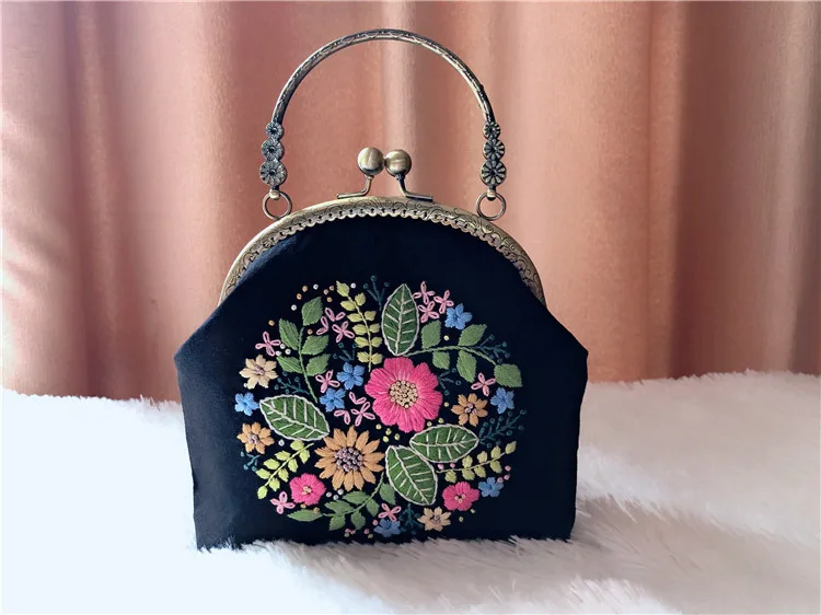 Lost in Vintage Floral Leaf ricamo Cross-Body Pouch Kiss Lock Clasp borsa con struttura in metallo borsa ricamata ricamata a mano