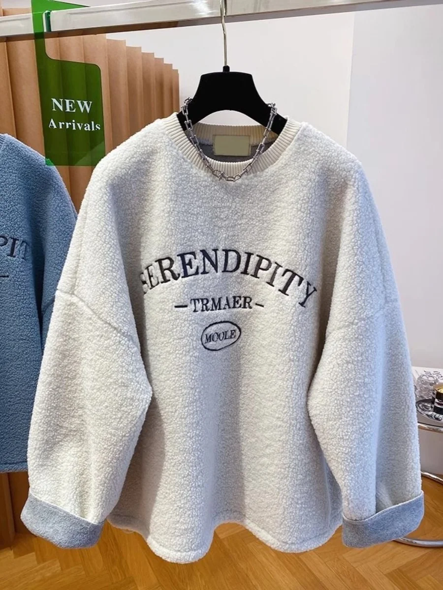 

Женская толстовка больших размеров с подкладкой из овчины, свободного кроя, утепленная, осенне-зимняя, повседневная, с круглым вырезом, длинными рукавами, с принтом